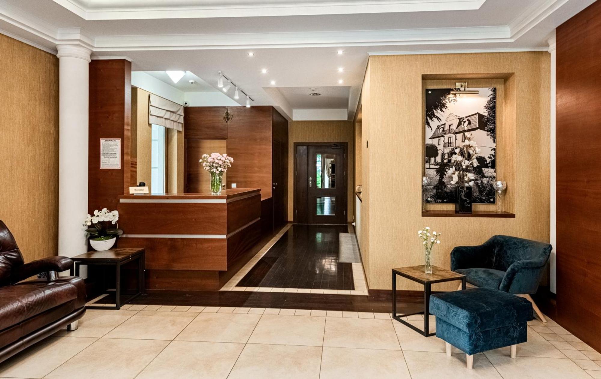 Hotel "Na Uboczu" Βαρσοβία Εξωτερικό φωτογραφία